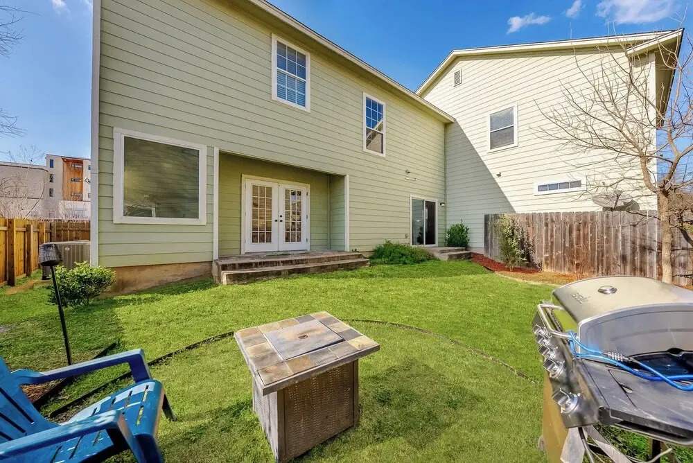 Upstay Spacious Home Duplex for Group of 17