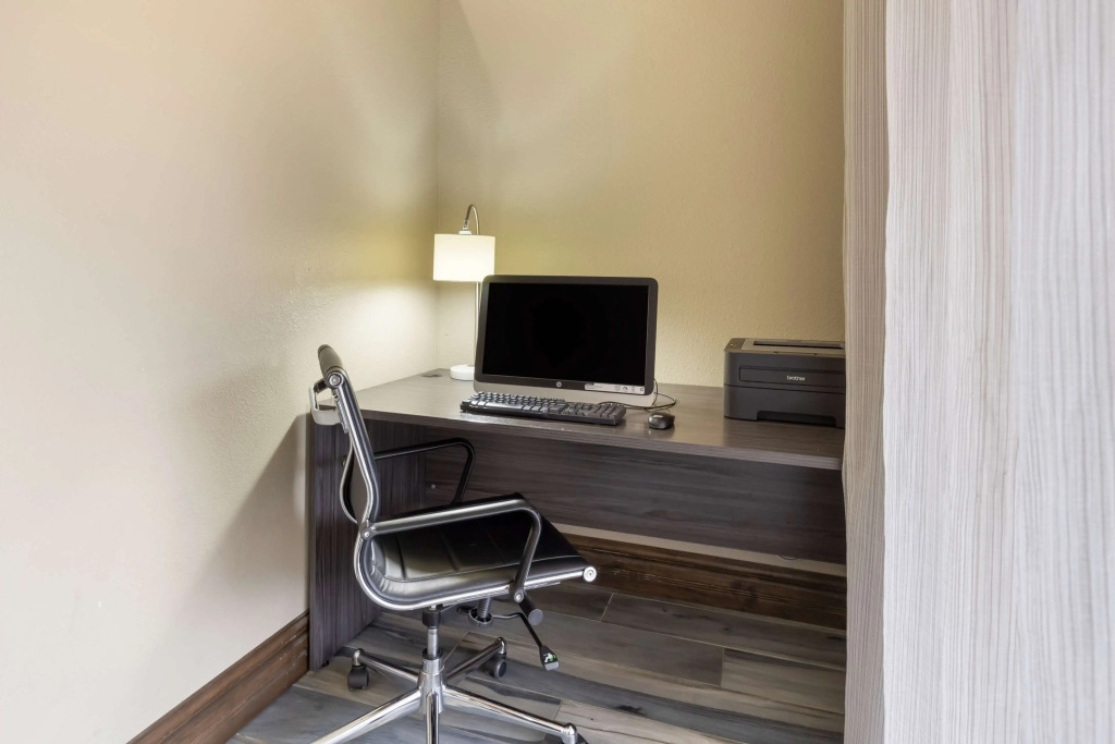 Best Western near Lackland AFB SeaWorld