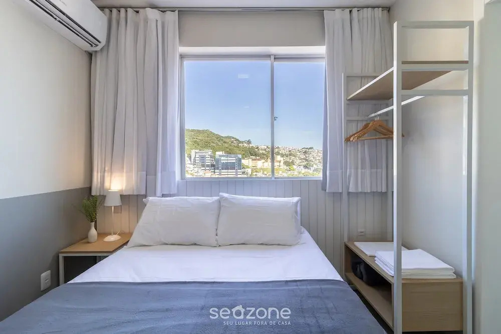 Evas - Charming Apartments With Sea View in Floripa