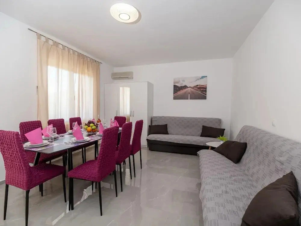 Apartment Zora in Seline, Near Pebble Beach
