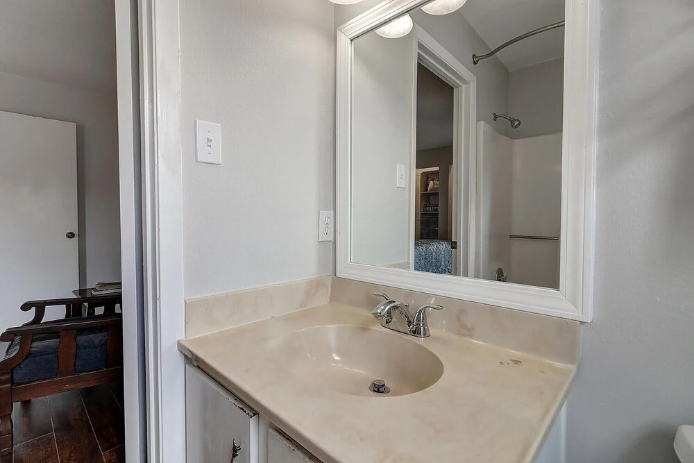 The 16th Hole 2 Bedroom Condo by Redawning