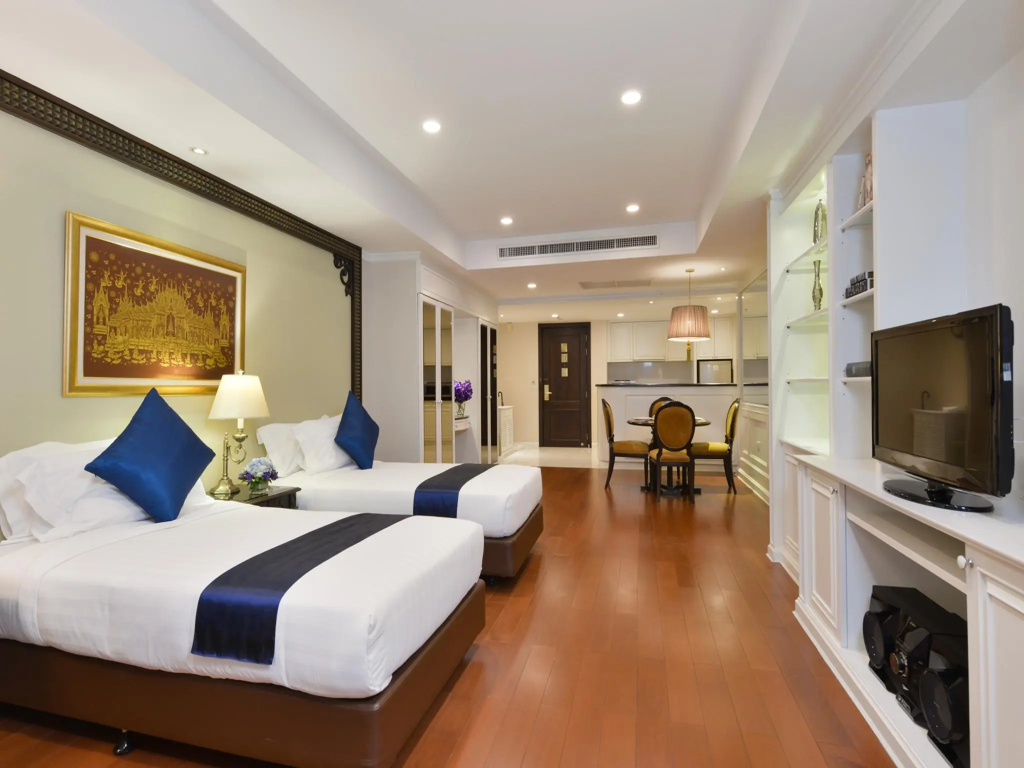 Centre Point Plus Hotel Silom