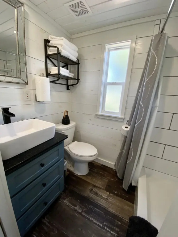 Resort at Fredericksburg Unit 1