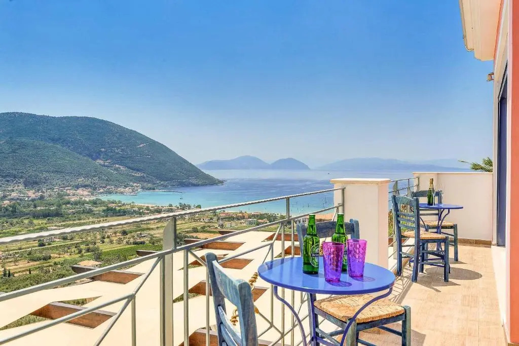 Ponti Beach Hotel