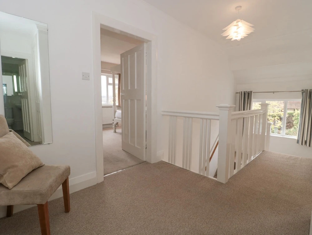 2 Moorlands