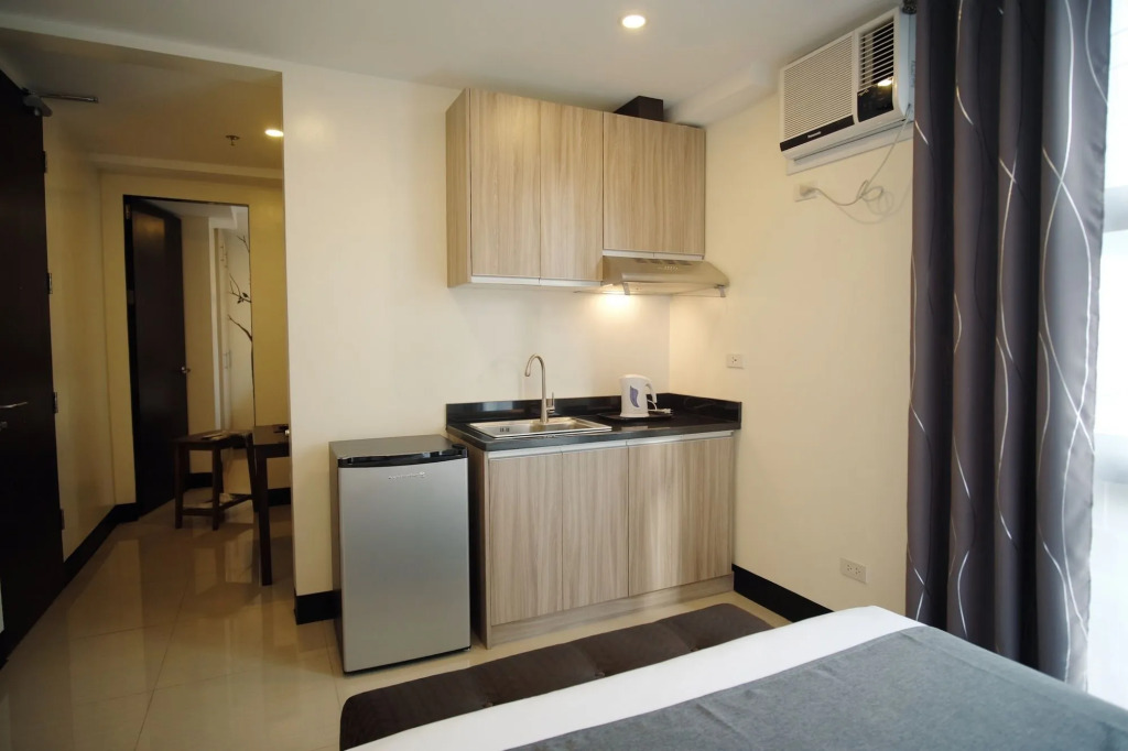 Artemis Place Makati Hotel