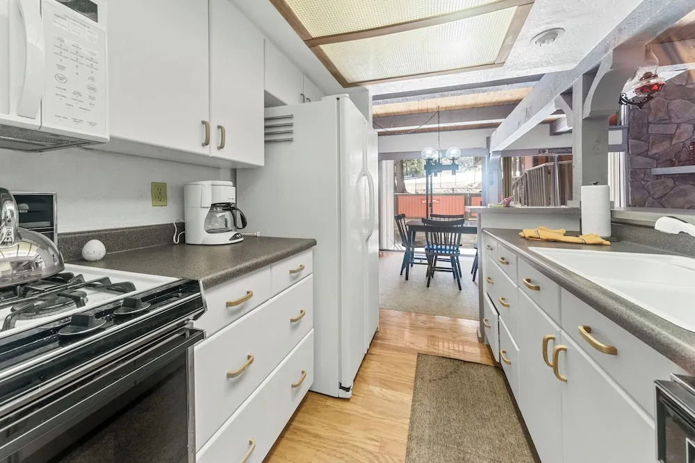 Ski-In Ski-Out Summit Townhouse