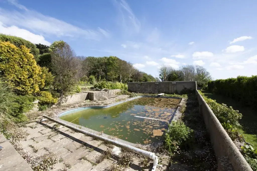 Greenfields Coach House