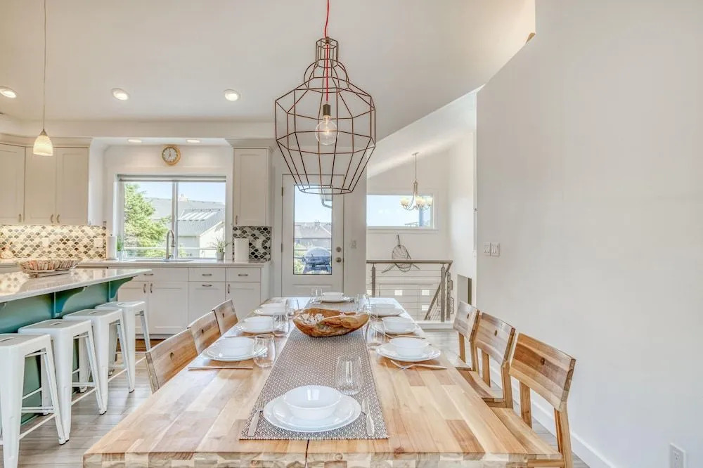 Breakwater Beach House
