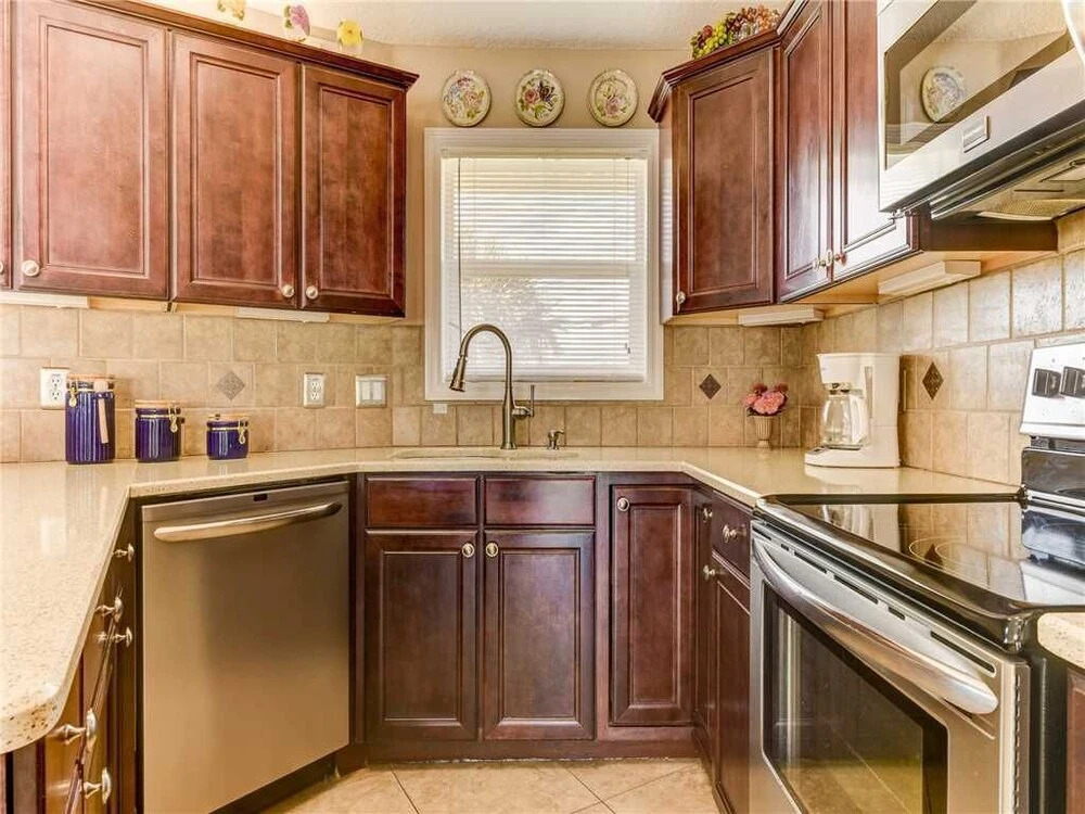 Ocean Walk, 2 Bedrooms, Sleeps 6, Ocean Views, New Pool