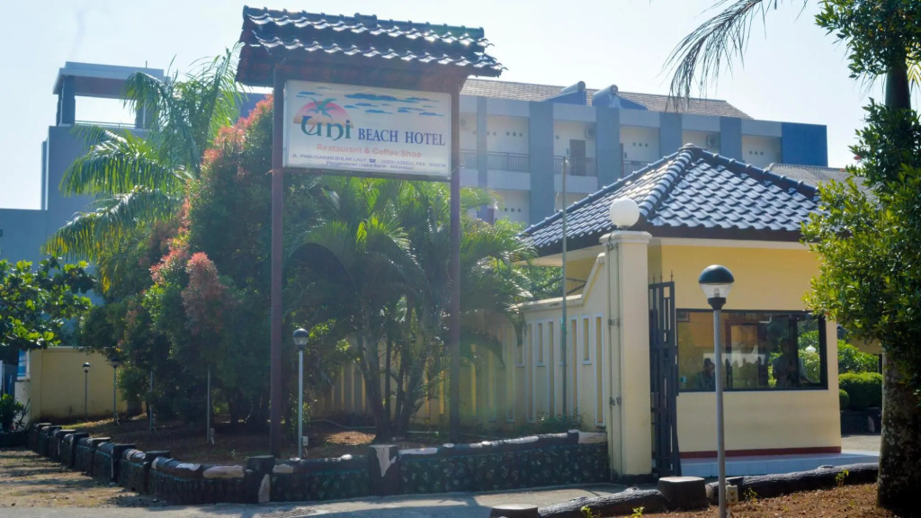 Uni Beach Hotel