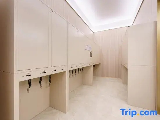 HanTing Hotel (Shenyang Shenbei Wuyue Plaza Shengjing Hospital)