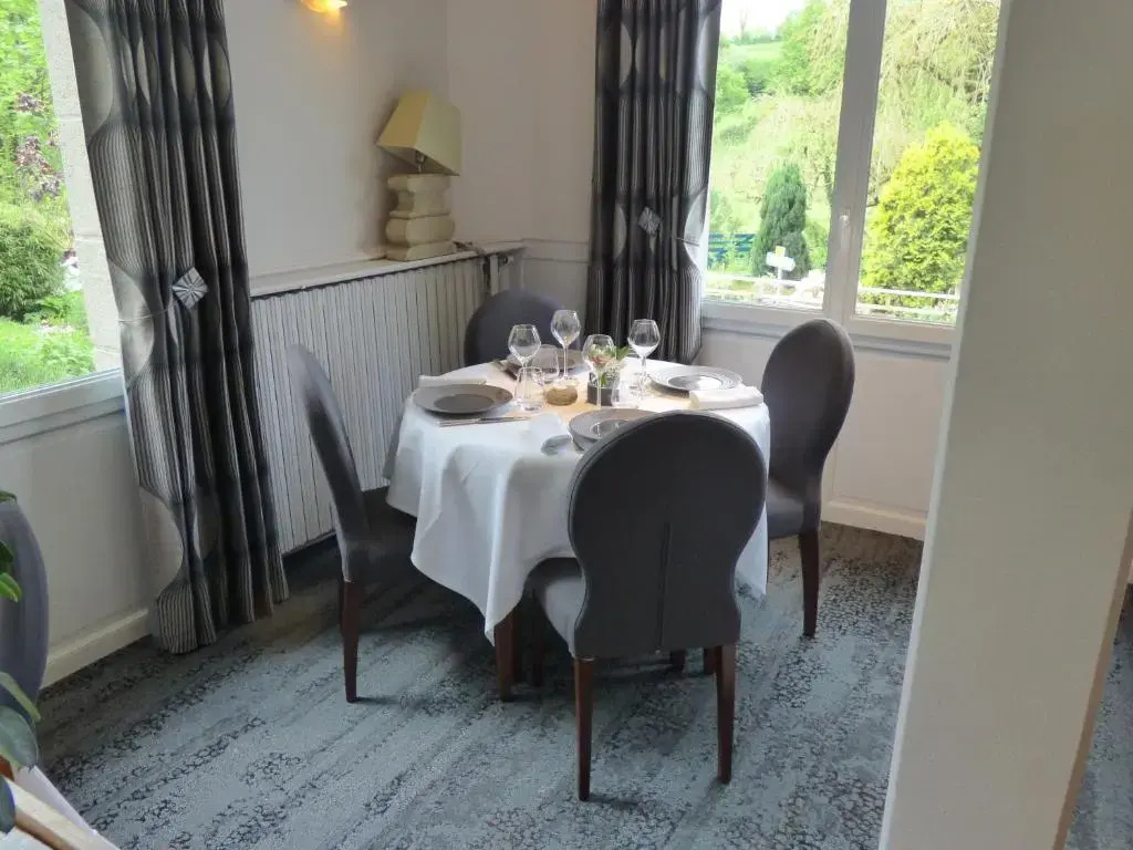 Auberge De LAbbaye-Logis Hôtel Restaurant