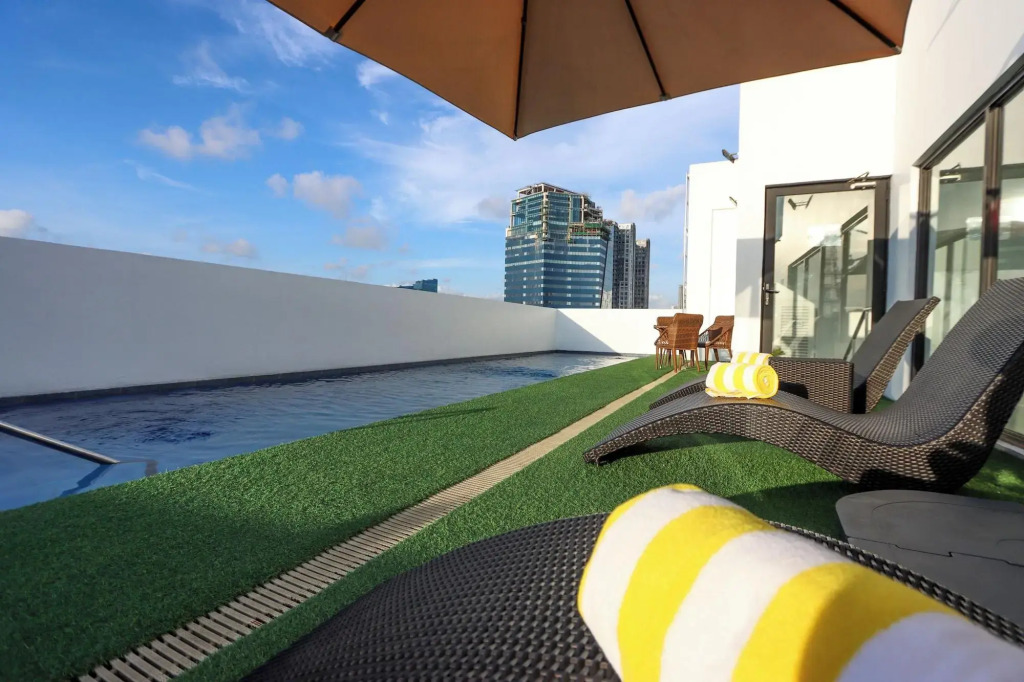 Privato Makati