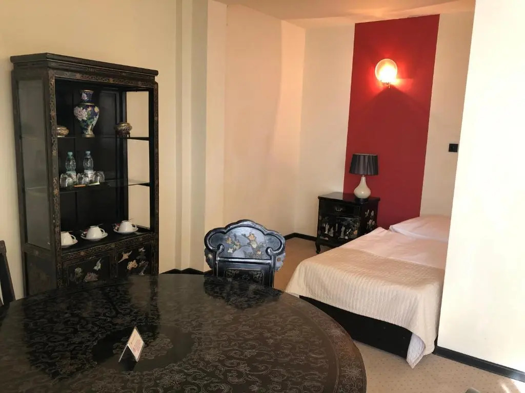 Hotel Zhong Hua