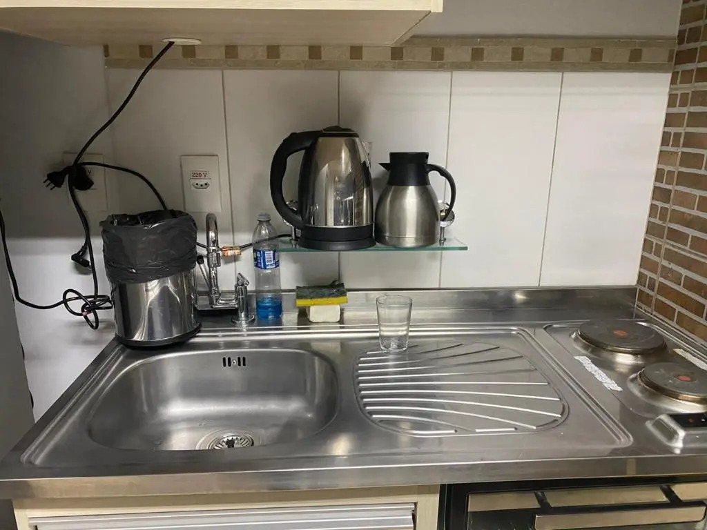 Apartamento confortável em caldas novas com espaço aquático, 6 piscinas , 3 hidromassagem , Bar e Restaurante , Sauna , espaço kids