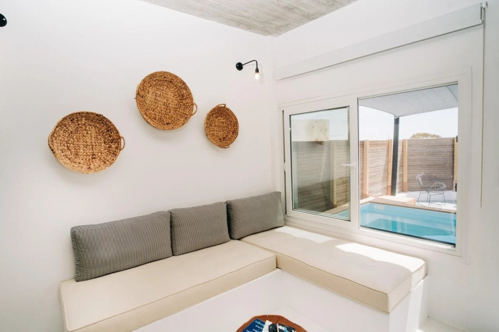 Mesanto Luxury Suites