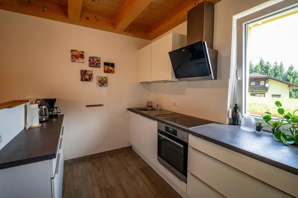 Villa with terrace, sauna near the border triangle