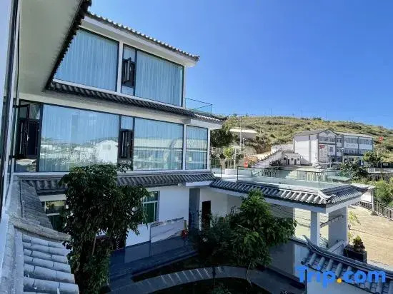 Dali Sanyinbang Courtyard Mountain Seaview Homestay (Shuanglang Qingshan Branch)