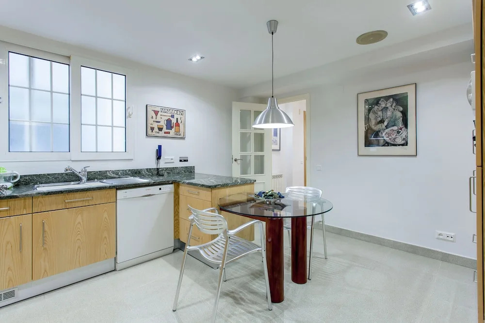 Valencia Flat Rental - City Center Ruzafa Sempere