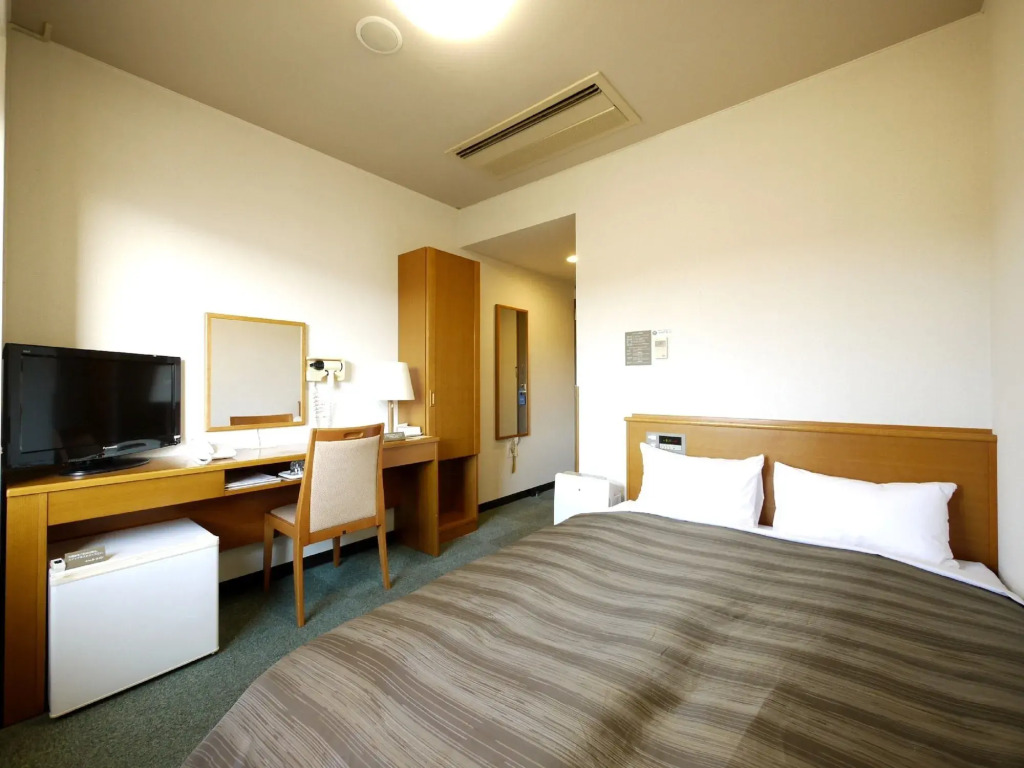 Hotel Route-Inn Igaueno -Igaichinomiya Inter