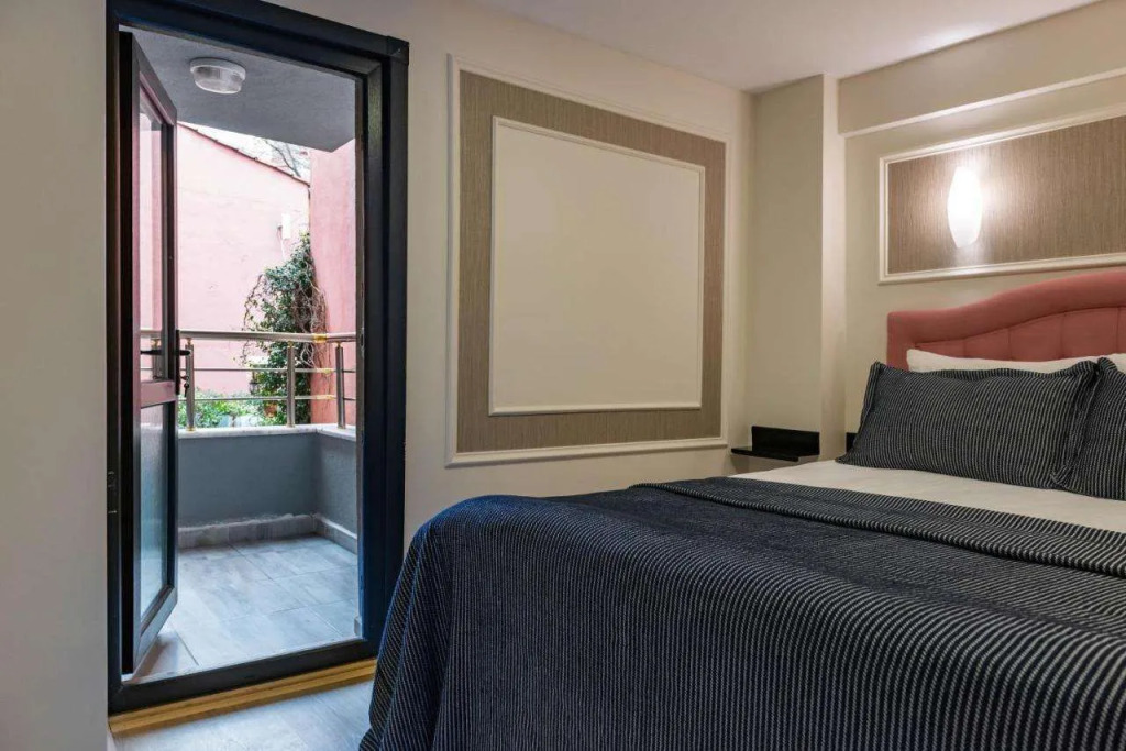 BLUE MARMARA SUITES