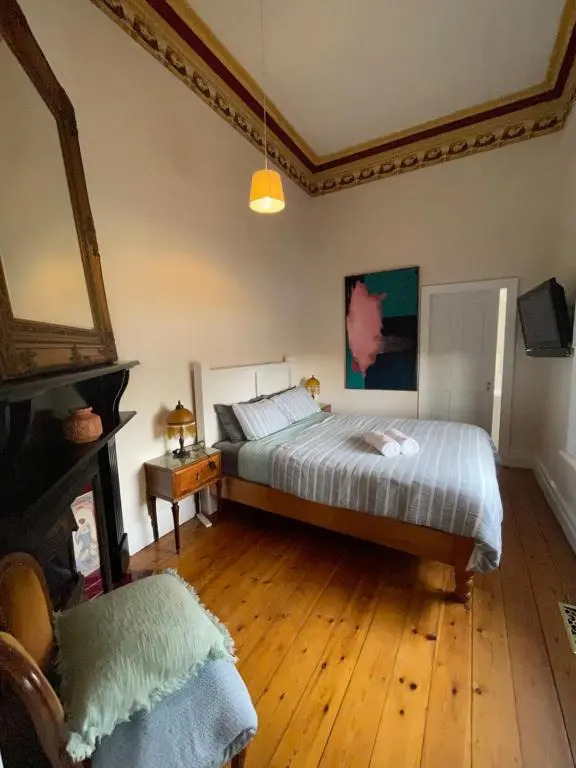 The Mayfair, 4 -bed rooms accommodation Daylesford