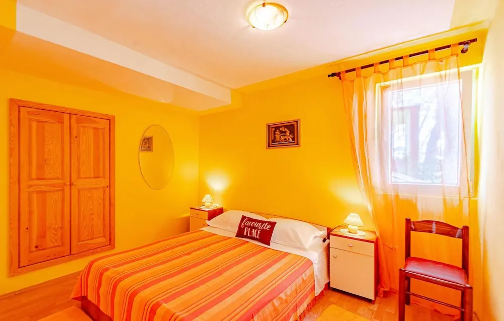 Holiday Home Prigradica 05