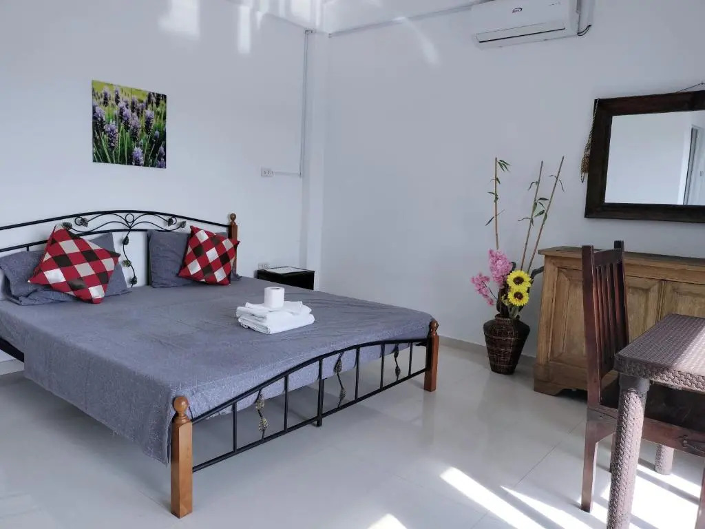 Lina Verano Guest House