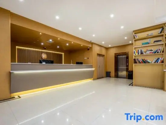 Yijia Platinum Hotel (Pinghuai North Road Textile and Garment City)