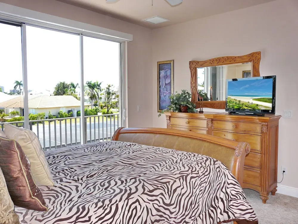 1158 Strawberry Court
