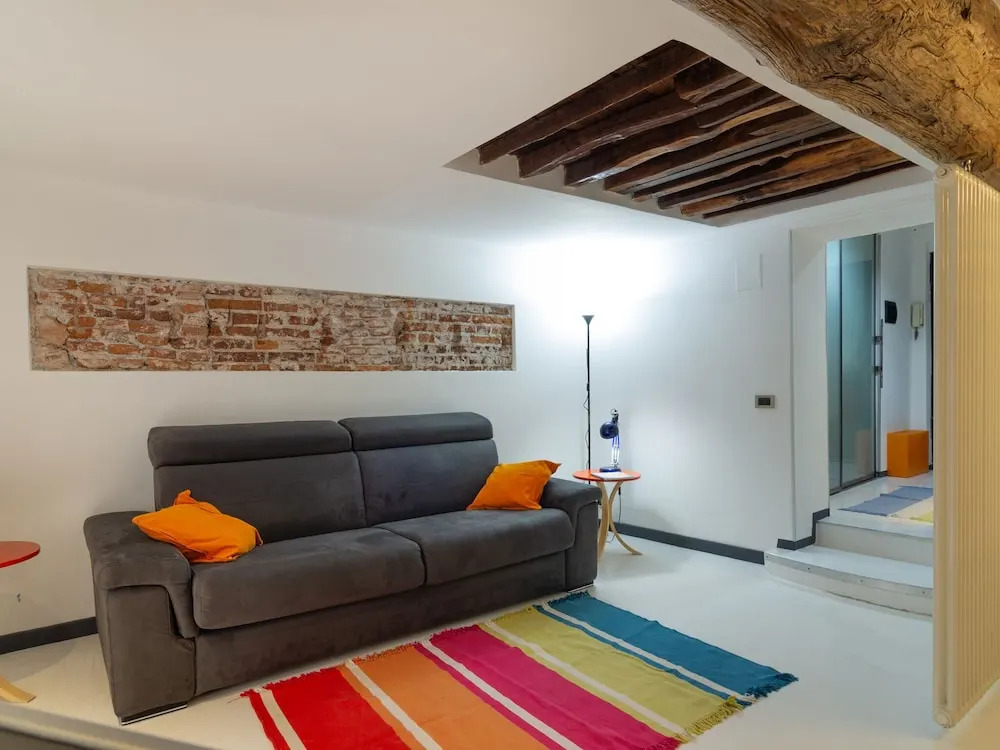 Picturesque Apartment in Genova With Balcony