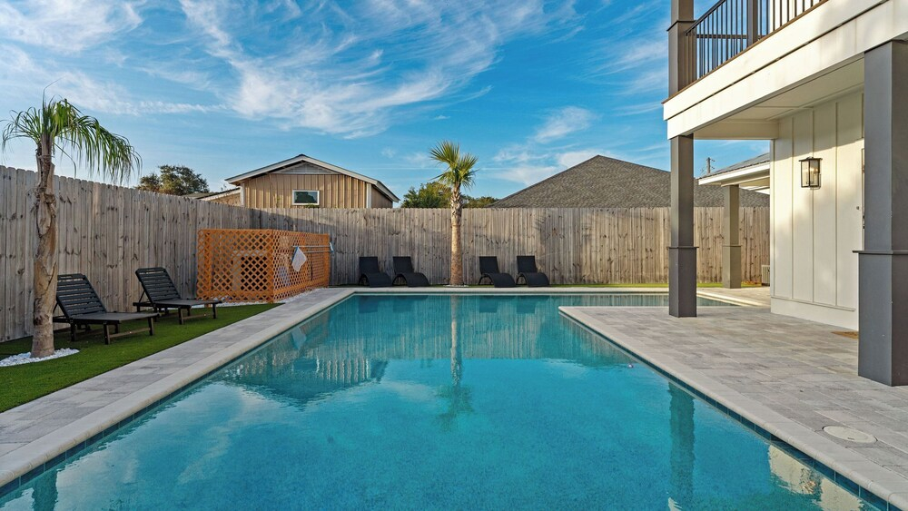 Wanderlust by Avantstay Walk to Beach + Pool New Construction