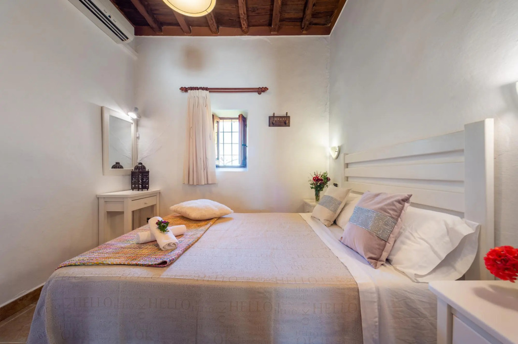 New! Villa Savinar in Es Cubells