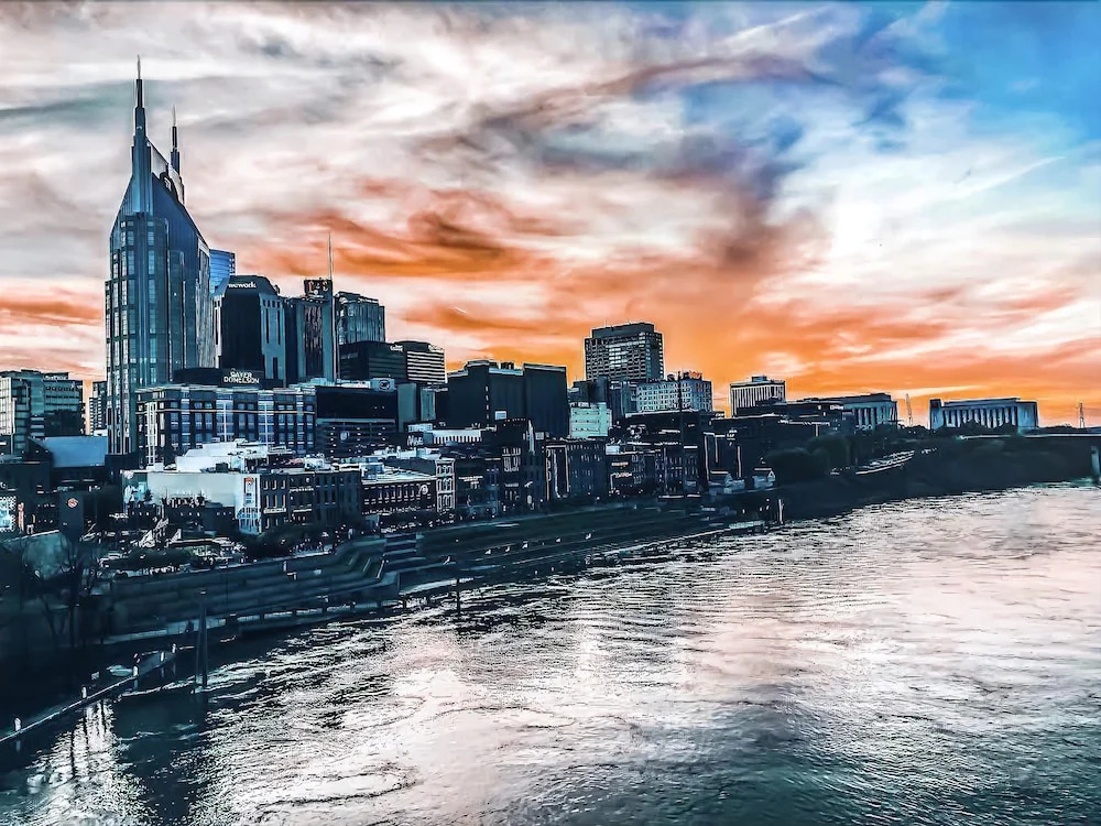 Lavish 1 Bd Apartment in Music City Near DT
