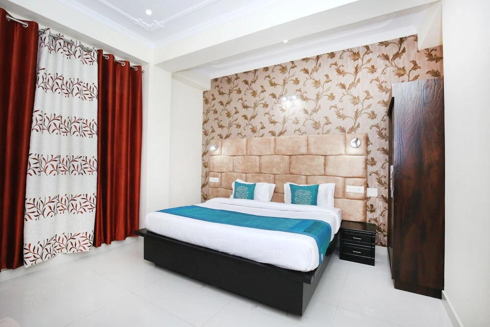 OYO 10756 Home 2BHK Mehli