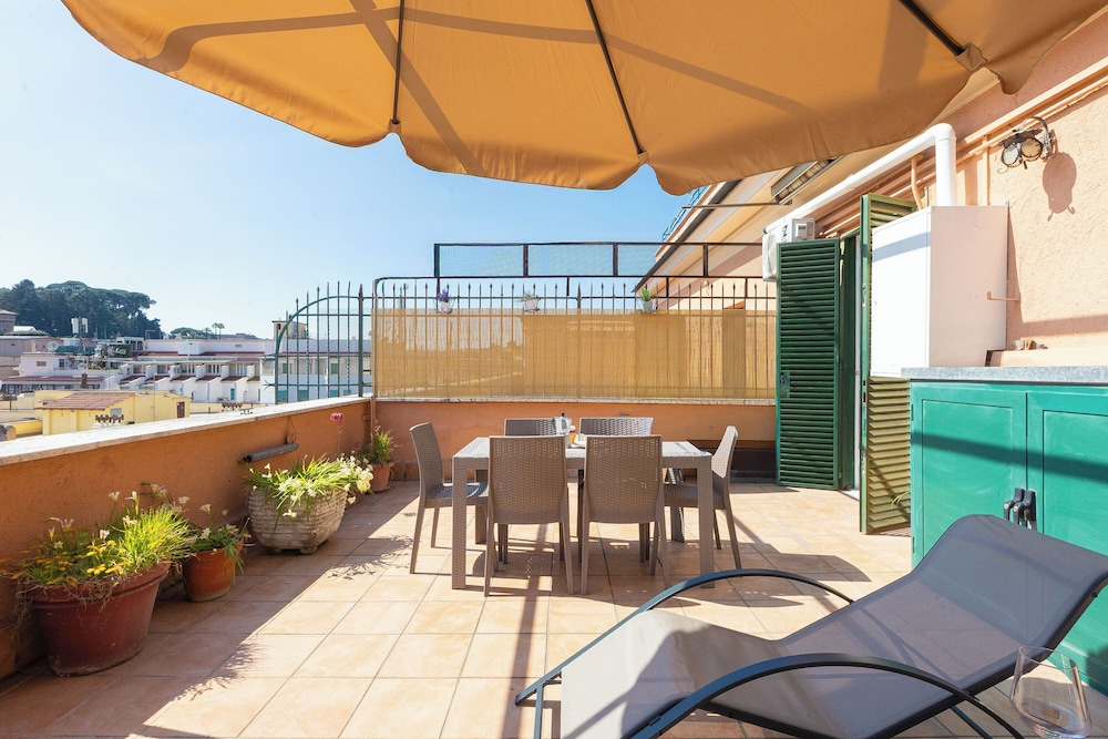 Rental In Rome Sistina View Terrace Apartment