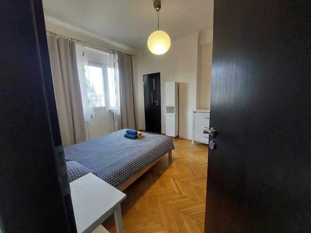 amzei square Apt