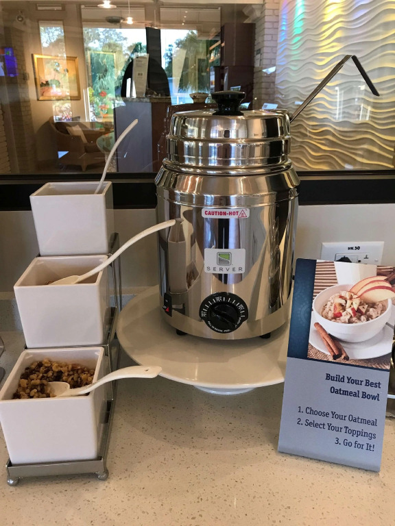Best Western Plus Yacht Harbor Inn