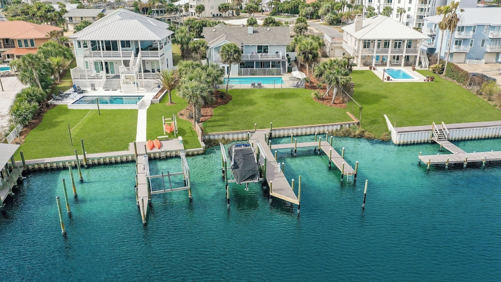 Harborside by Avantstay Expansive Destin Retreat