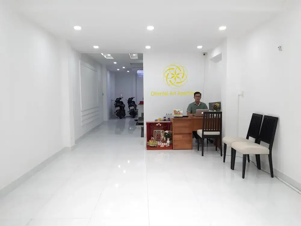Oriental Art Apartment