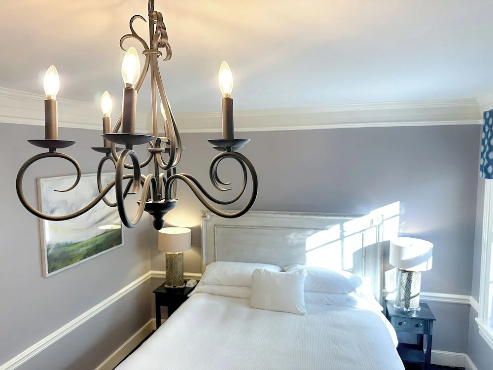 Dinsmore Boutique Inn