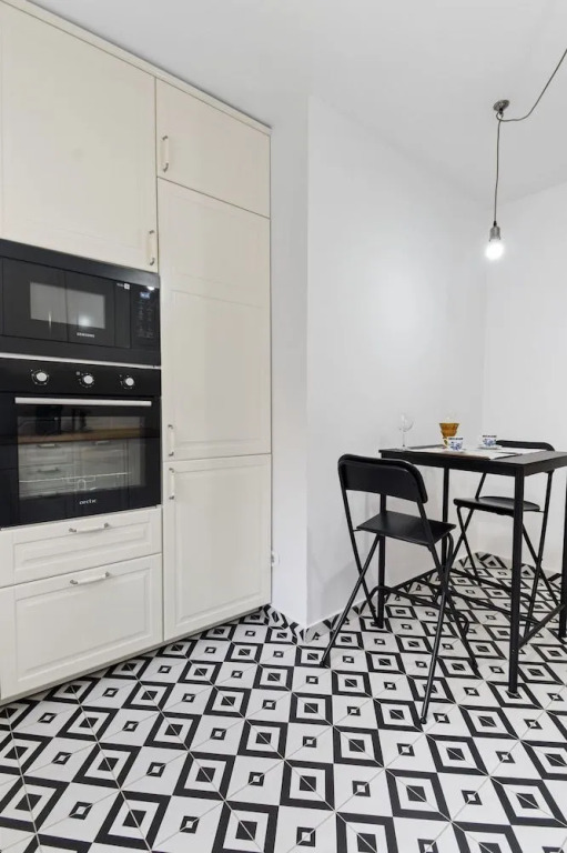 Apartment Turda Close to the Elias