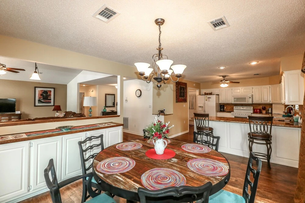 Perfect Vacation Home With Wifi, Gas Grill, and Boat Dock With Slip - Unit 0962 by Redawning