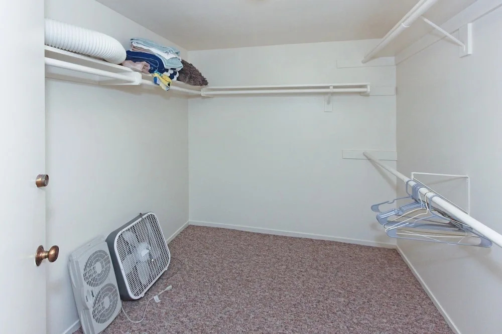 404 E. Oceanfront (68449)