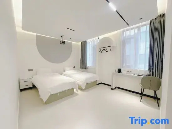 Mengyu Homestay (Hainan University)