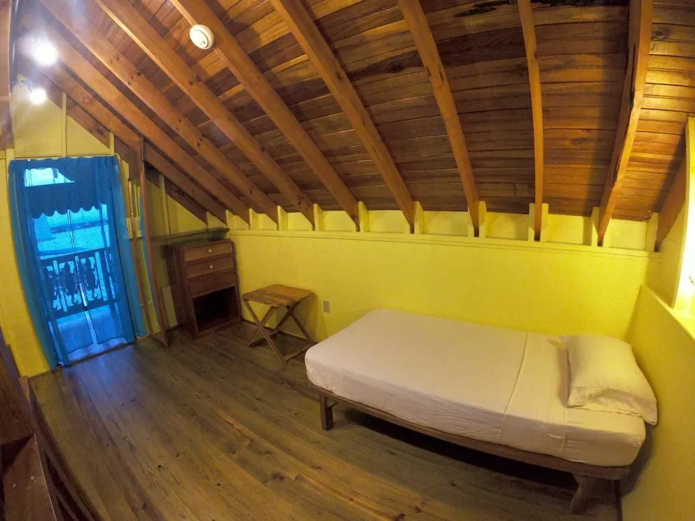 Koko Acqua Lodge