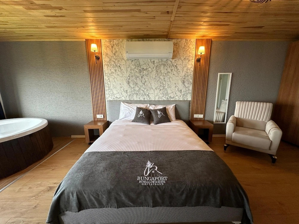 Bungaport Luxury Bungalows&Suits
