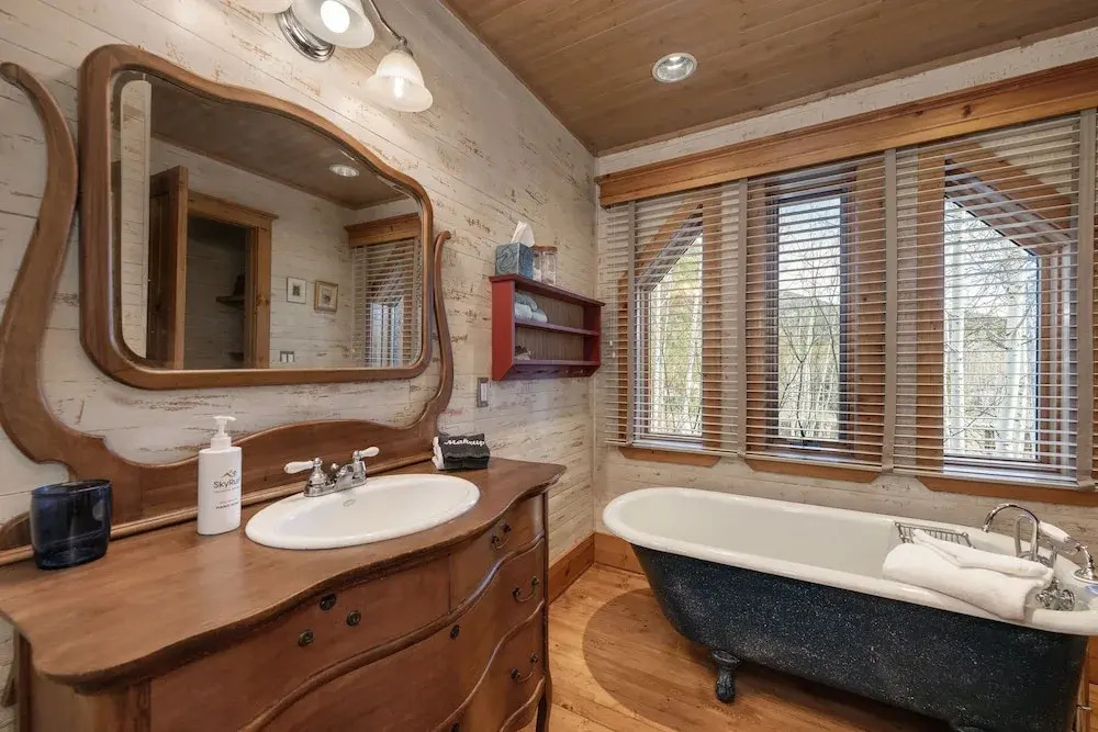 West Portal Cabin 4 Bedroom Cabin