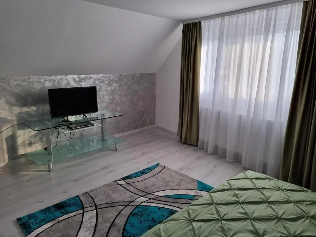 Izabella Guest House